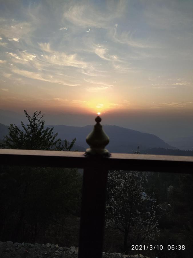 Hawalbagh Mangalmurti Himalyan Homestay מראה חיצוני תמונה