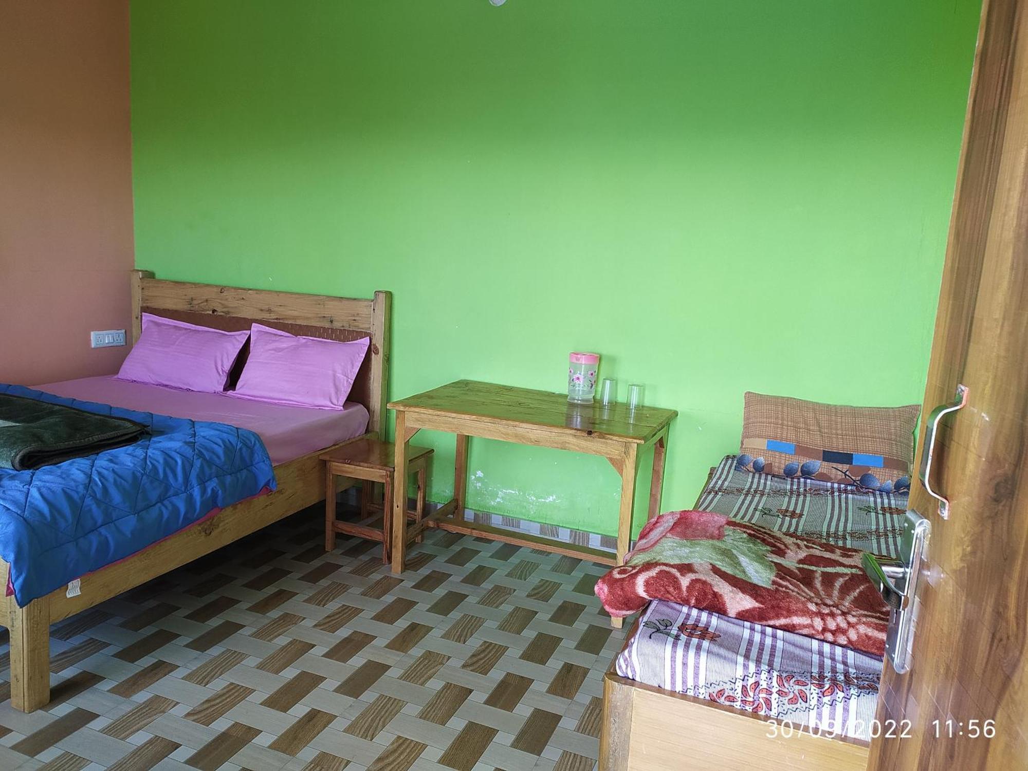Hawalbagh Mangalmurti Himalyan Homestay חדר תמונה